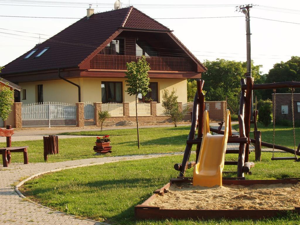 Vilka Relax Villa Podhajska Ruang foto